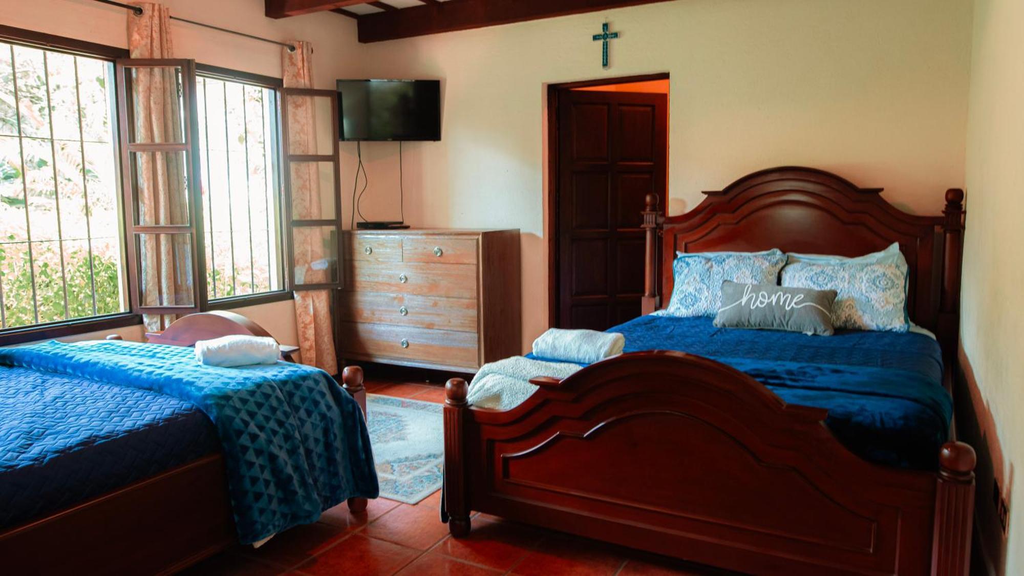 Palacio Del Conquistador San Cristóbal El Bajo 外观 照片